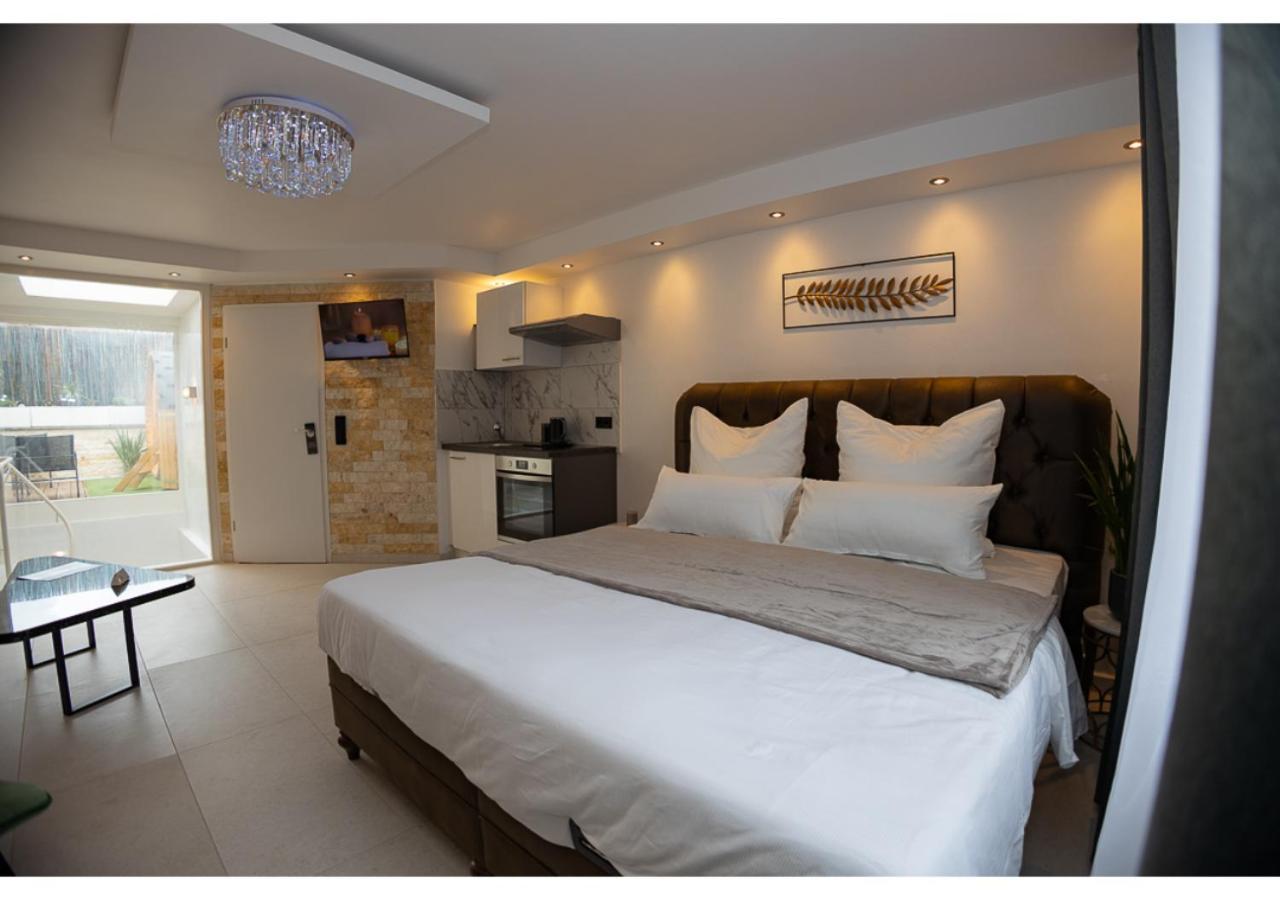 Hotel Aix La Chapelle, Exclusive Apartments, Wellness And More, *