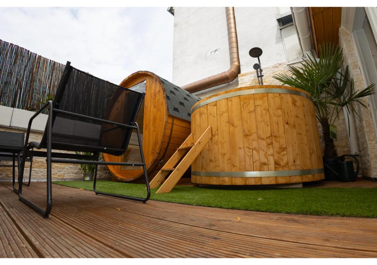 Aix La Chapelle, Exclusive Apartments, Wellness And More, *