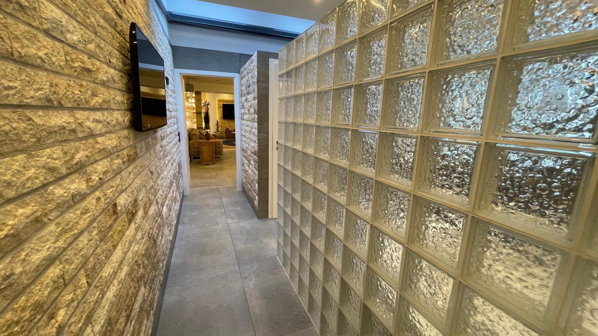 Hotel Aix La Chapelle, Exclusive Apartments, Wellness And More, *