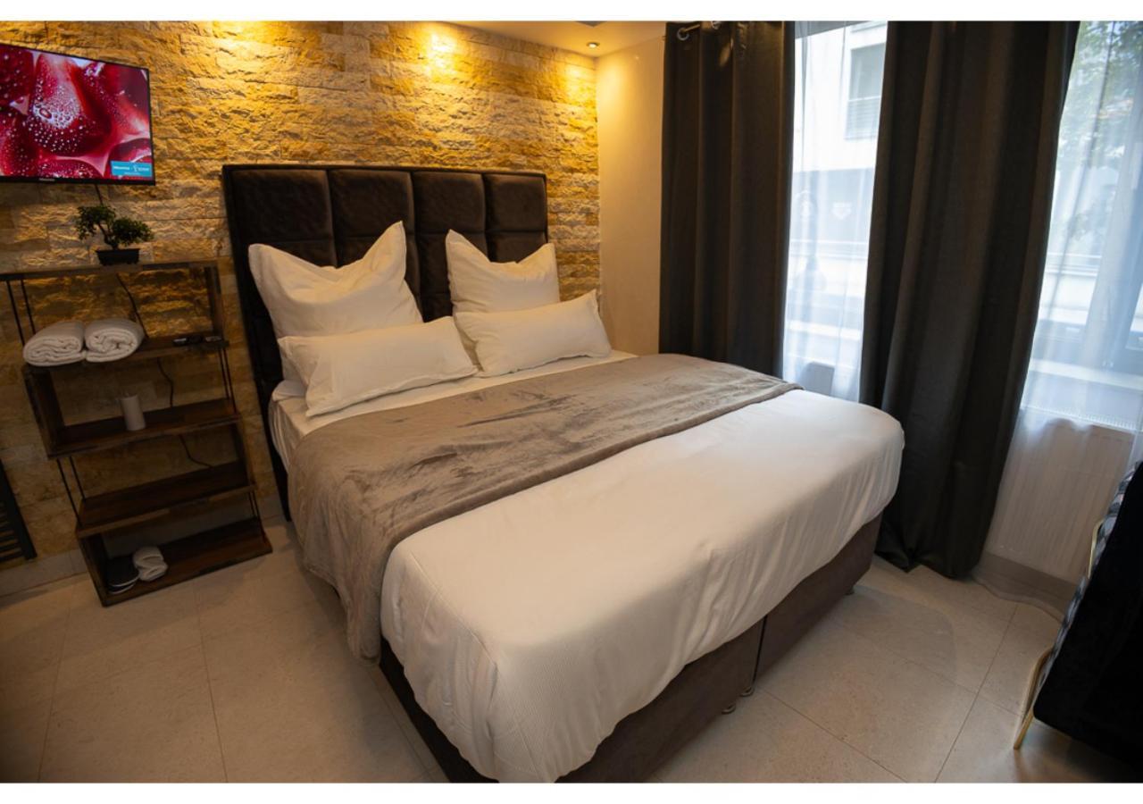 Hotel Aix La Chapelle, Exclusive Apartments, Wellness And More, *