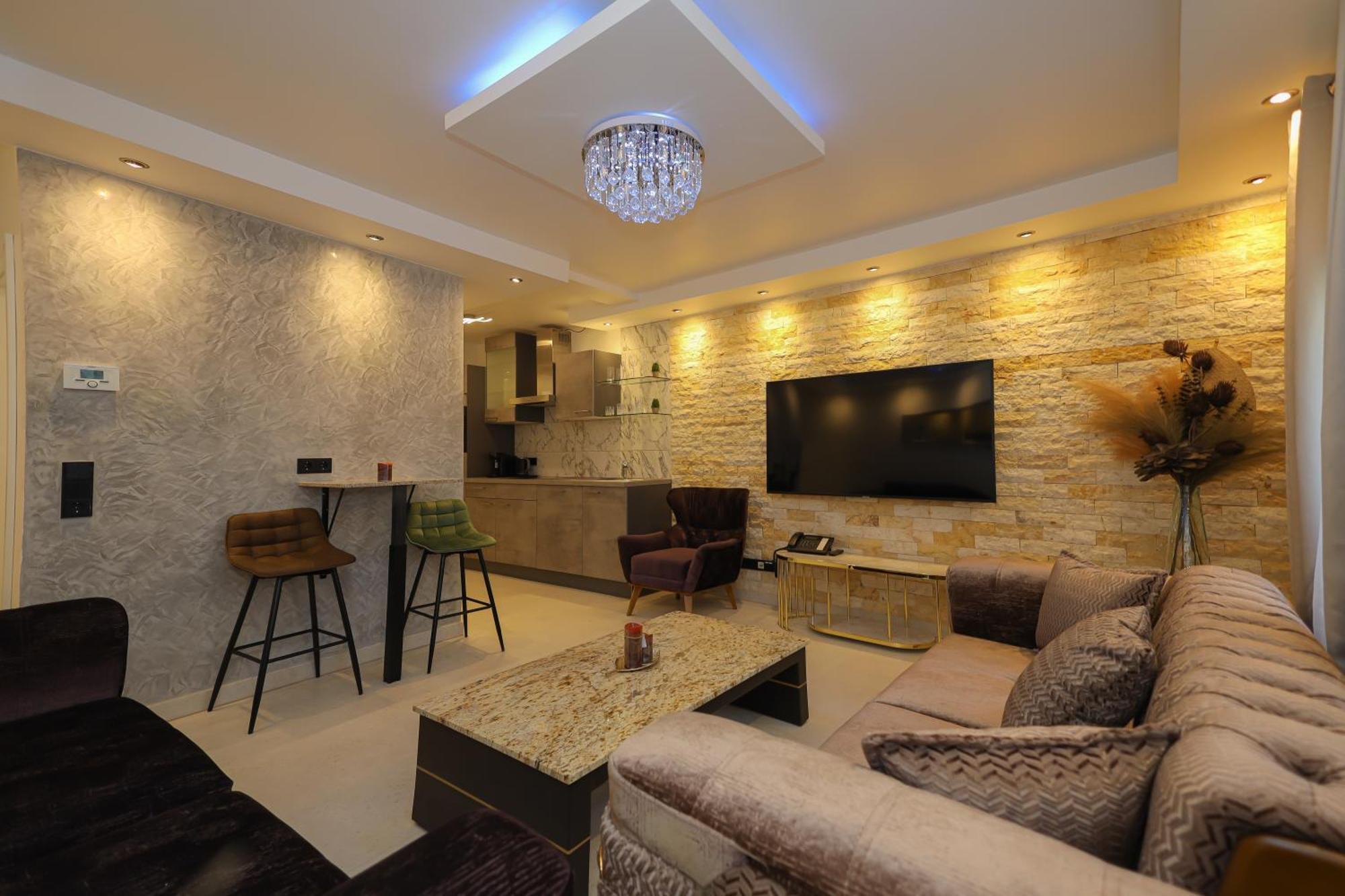 Hotel Aix La Chapelle, Exclusive Apartments, Wellness And More, *
