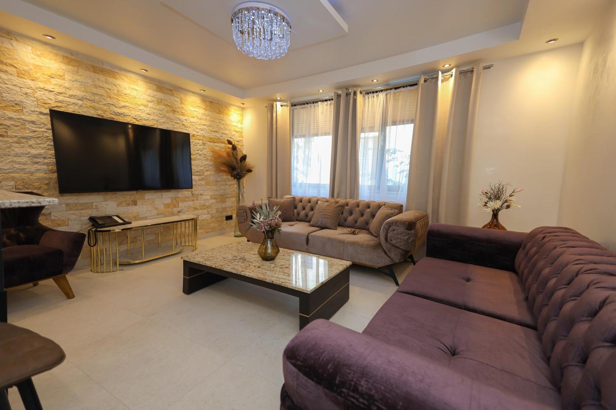 Hotel Aix La Chapelle, Exclusive Apartments, Wellness And More, *