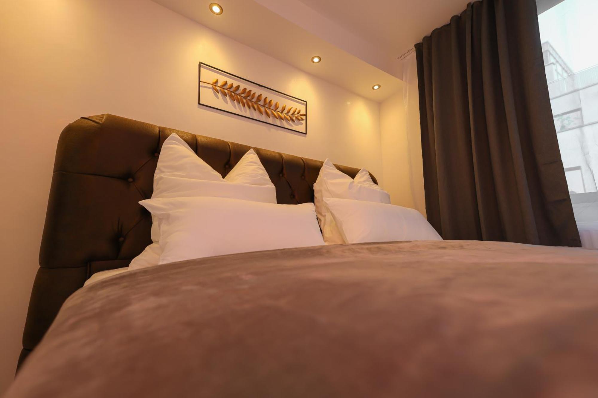Hotel Aix La Chapelle, Exclusive Apartments, Wellness And More, Aken