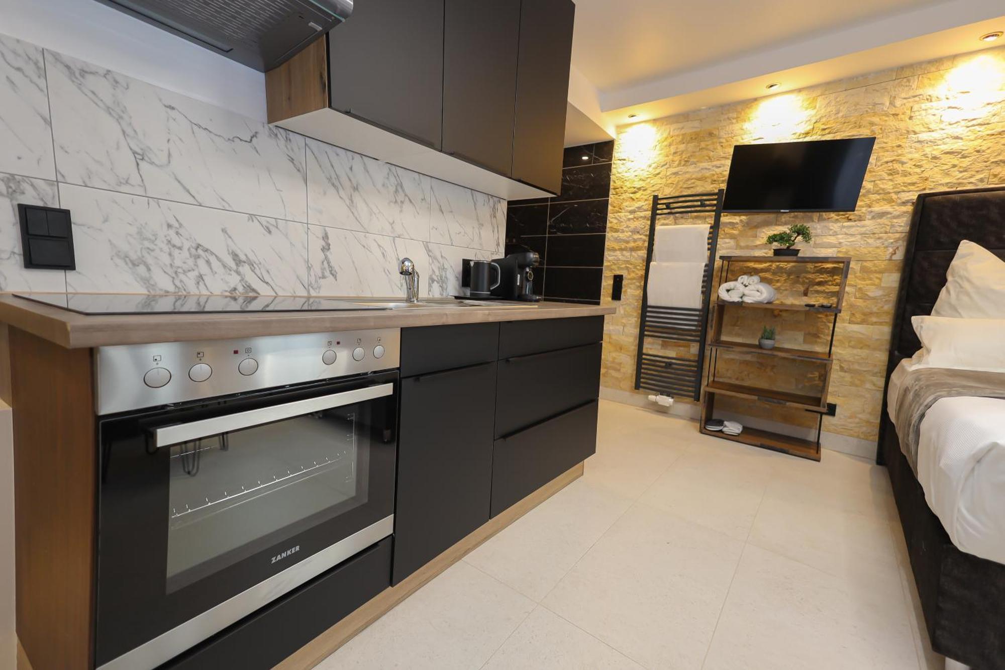 Hotel Aix La Chapelle, Exclusive Apartments, Wellness And More, Aken